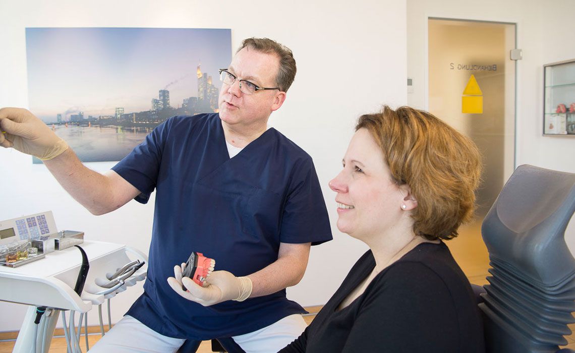 Dr. med. dent. Klaus Rocholl